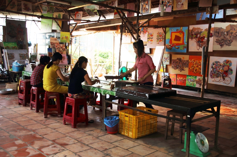 16_cai_be_fabrication artisanale_001.jpg